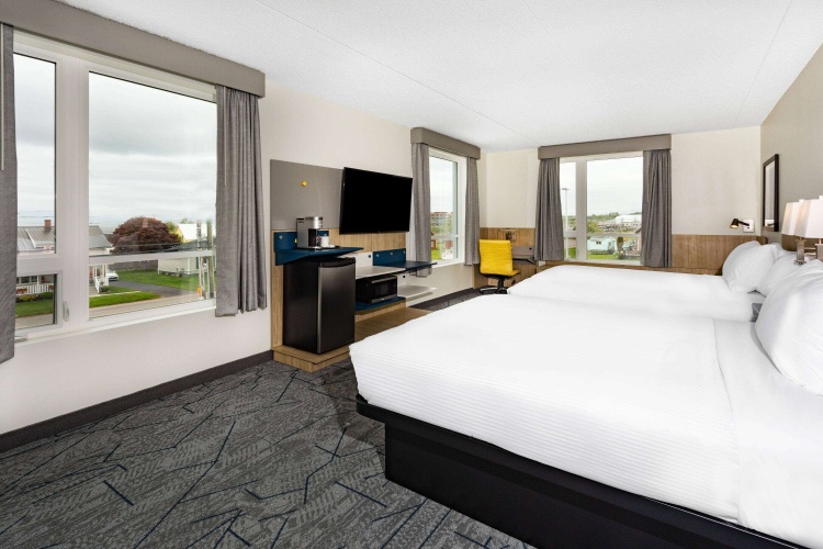 Microtel Inn and Suites by Wyndham Summerside photo 7
