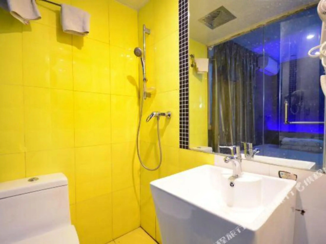 Sunshine 98 Hostel (Wuhan Hubu Lane)