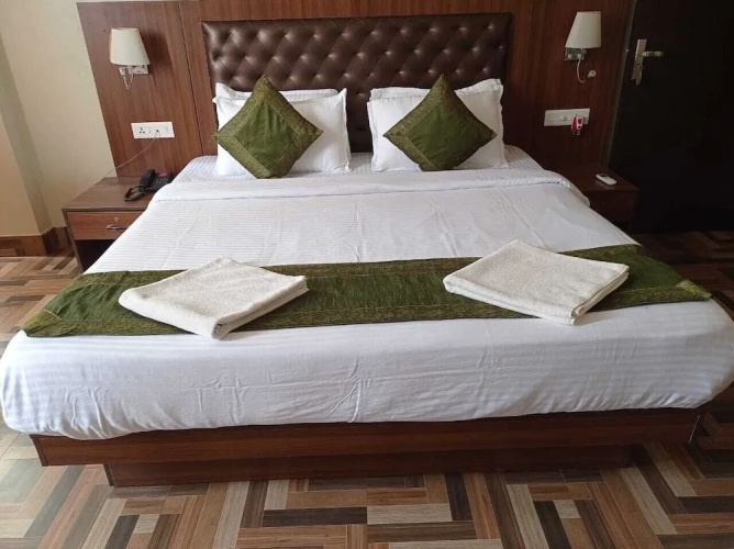 Hotel Pemaling By Treebo