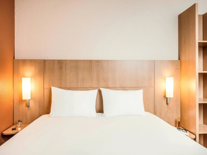 ibis Créteil