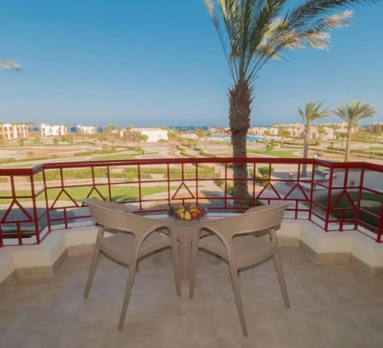 1 Bedroom Standard Double room with partial sea view