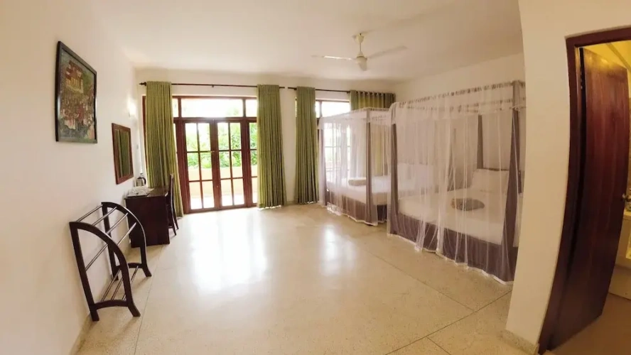Standard Double room with balcony and with partial view
