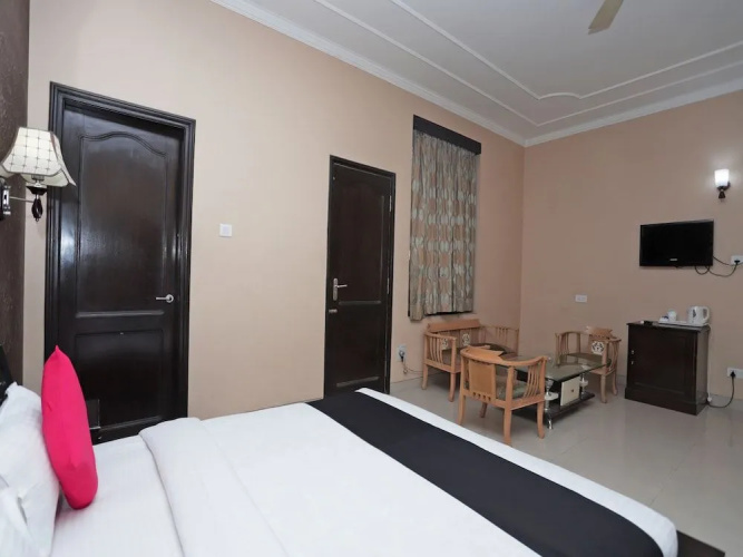 Capital O 40539 Hotel Triputi