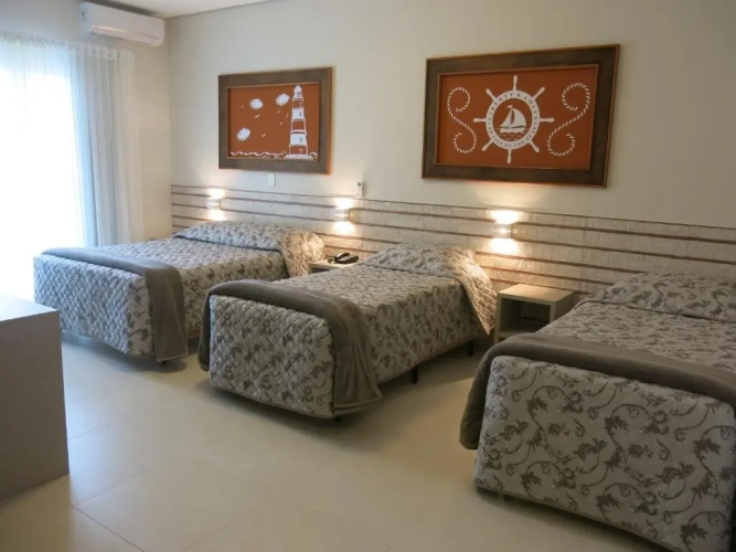 Standard Quadruple room with sea view