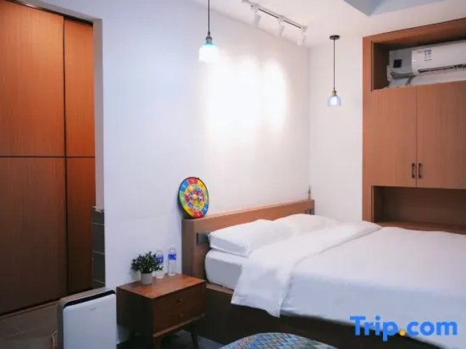 2 Bedrooms Comfort Suite with street view