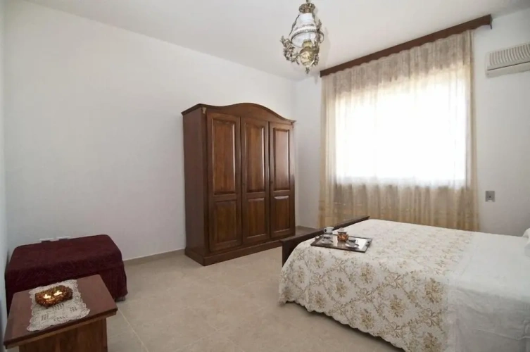 1 Bedroom Apartment with balcony