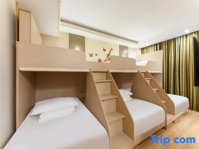 Twin Suite