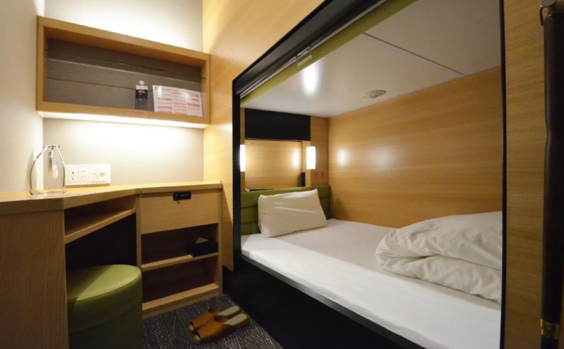 global cabin Tokyo Suidobashi