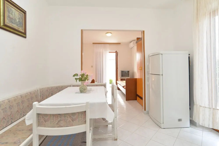 Apartment Josip 828