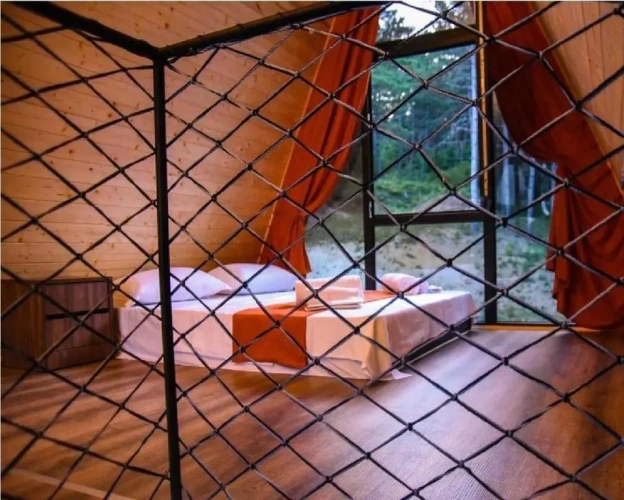 2 Bedrooms Villa