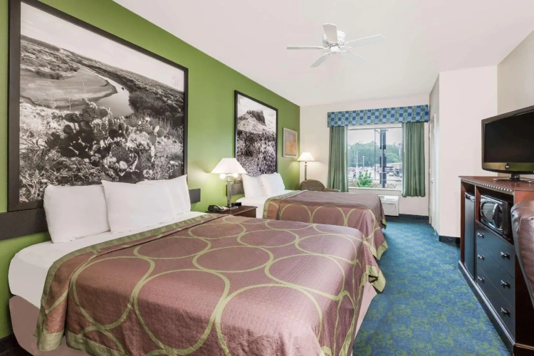 Standard Quadruple room