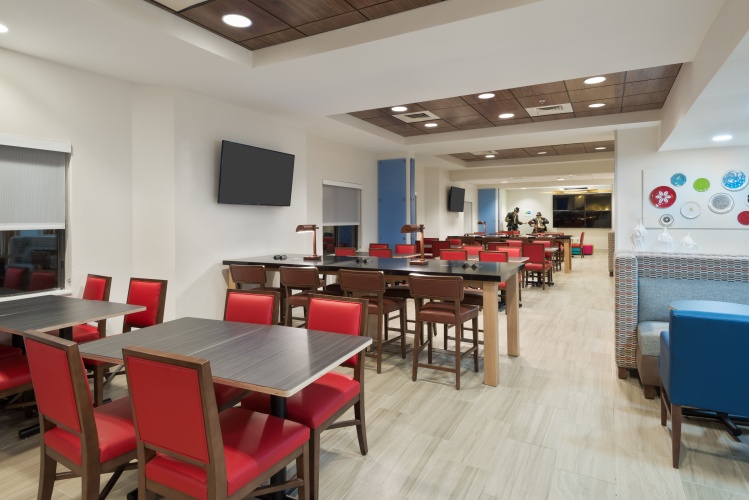 Holiday Inn Express & Suites Nearest Universal Orlando photo 29