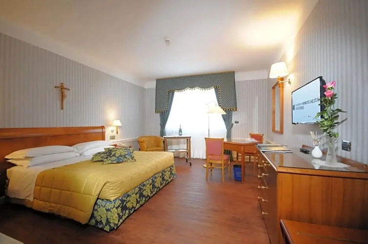 Superior Double room with balcony