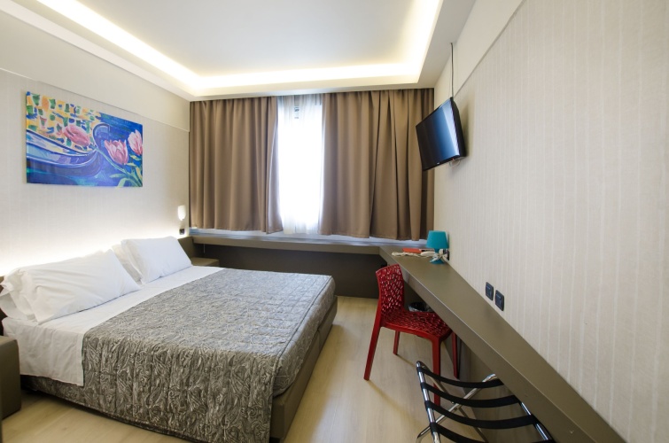 The Gate Hotel photo 9