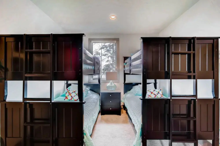 Mountain Plaza - 3 Br Condo