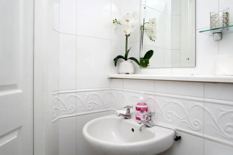 2 Bedroom Flat With Garage Parking