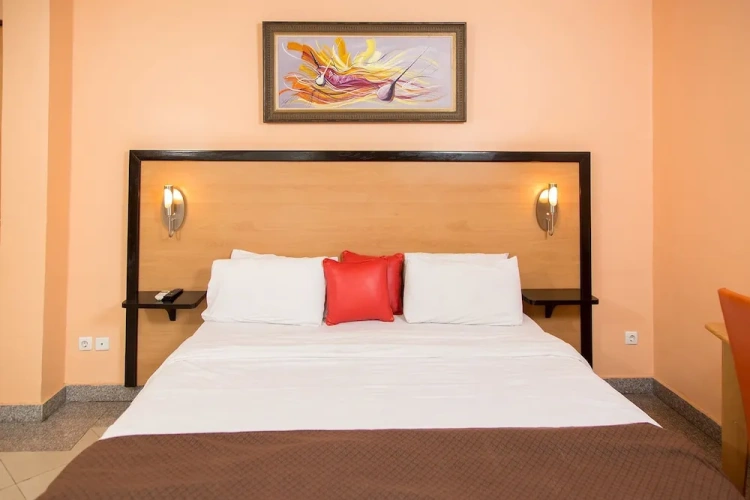 1 Bedroom Suite