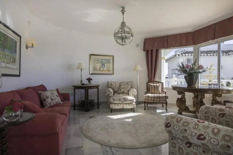 20787 - Spacious Villa