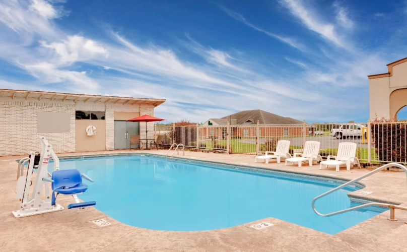 Motel 6 Morrilton, AR