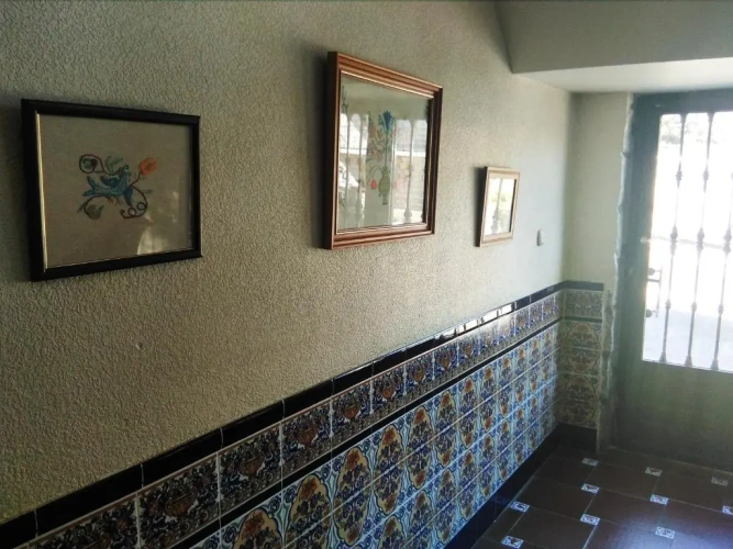 4 Bedrooms Cottage