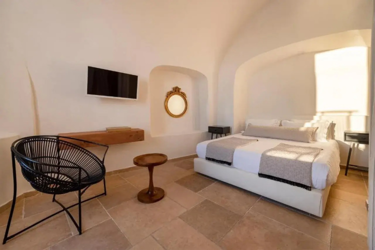 La Maltese Estate Hotel