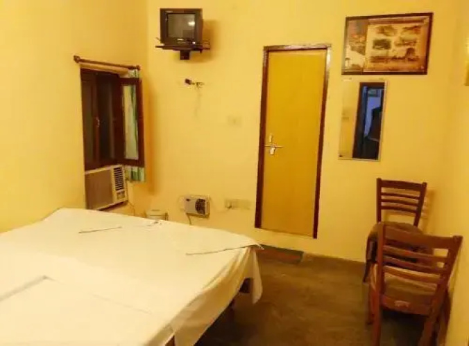 Mishra Guest House