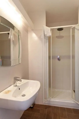 Collina Suites
