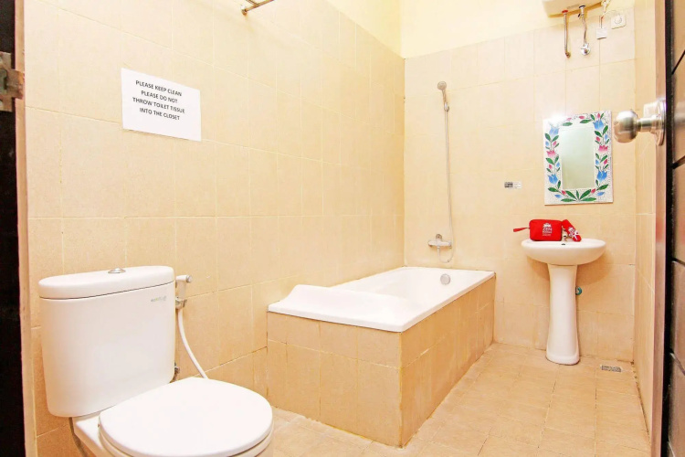 Gong Corner Guest House 2
