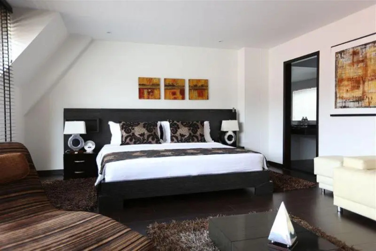 Suites 108