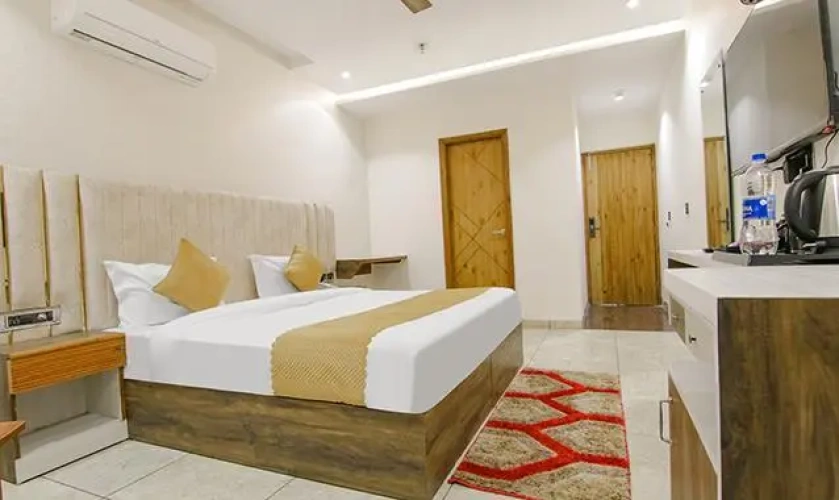 Premium room