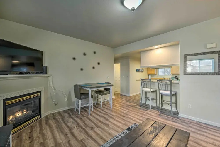 Central Apt: Private Fireplace & Patio Access