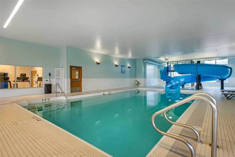 Radisson Hotel Conference Center Calgary Airport photo 21
