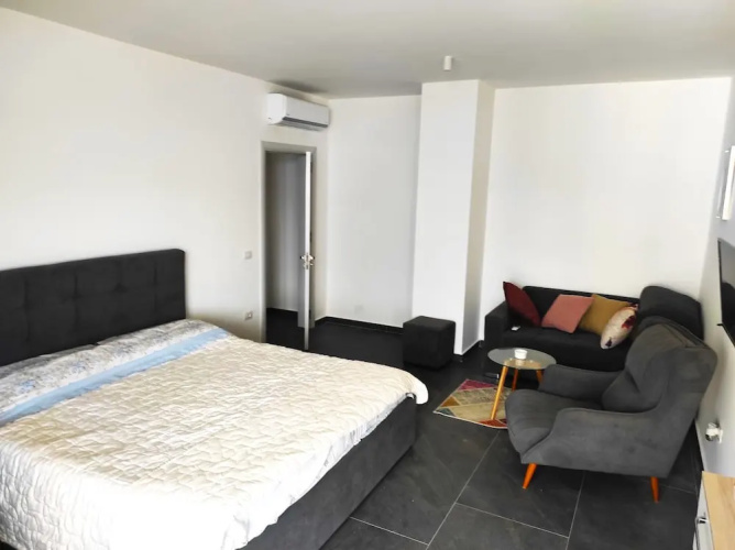 Seafront Apartment in Durres