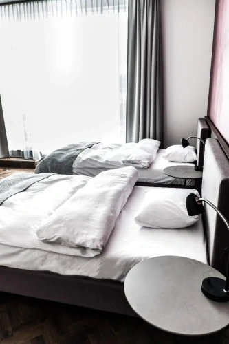 Standard Twin room with balcony