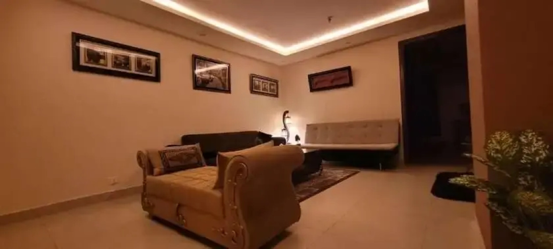 Goldcrest Luxury Apartments