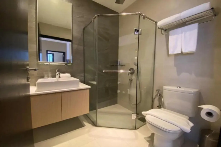 Ariva on Shan Serviced Residences (SG Clean)