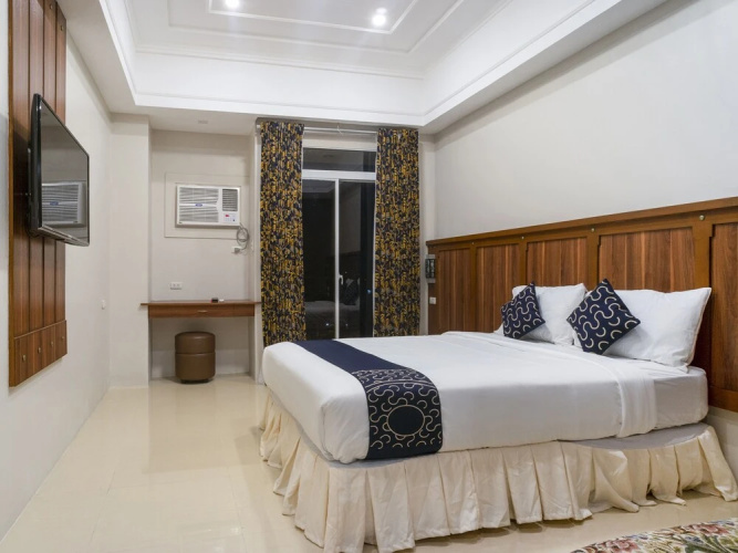 Capital O 460 World Palace Hotel