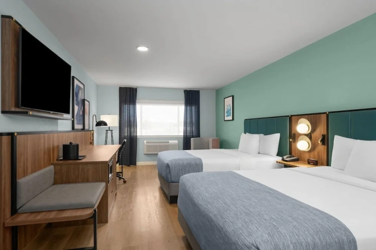 Deluxe Quadruple room