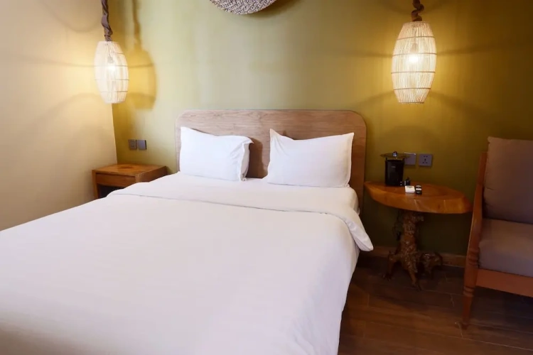Quadruple Suite