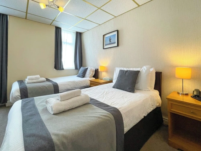 Standard Twin room
