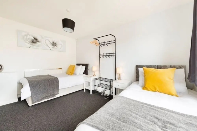 City Centre House FREE PARKING