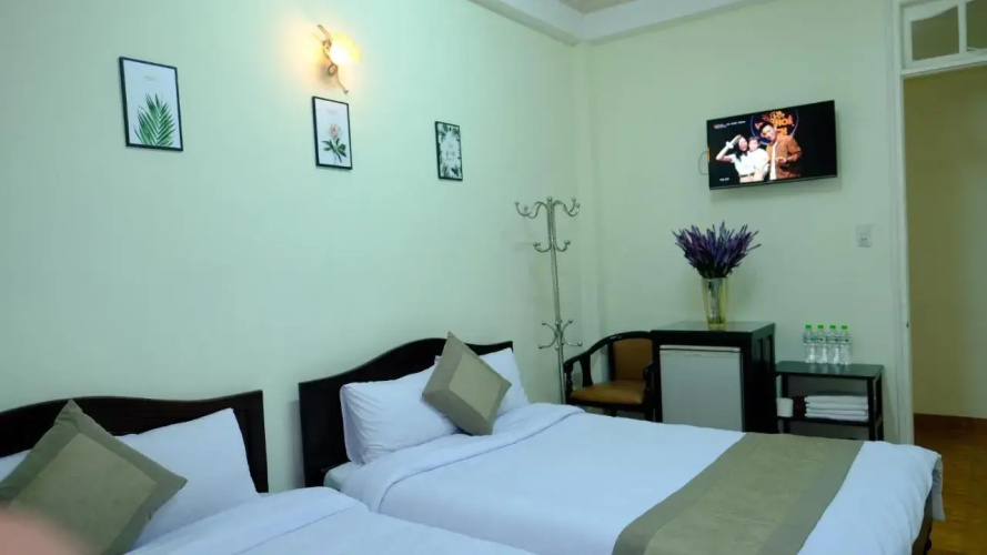 Hotel Le Huynh