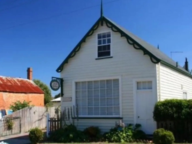Sextuple Bungalow