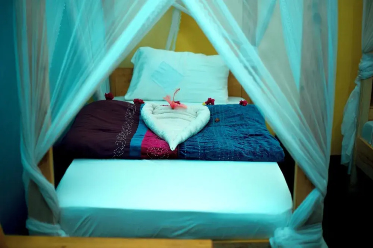 Royal Wonders Hotel