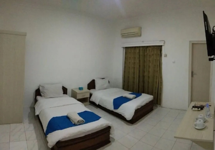 Hotel Sanashtri