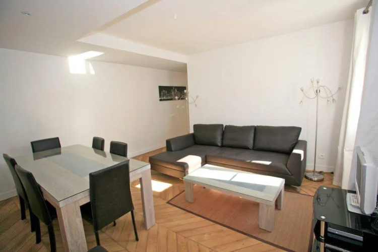 Bridgestreet Le Marais Service