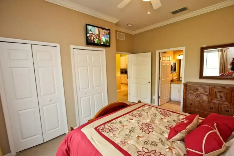 709 Bahama Bay
