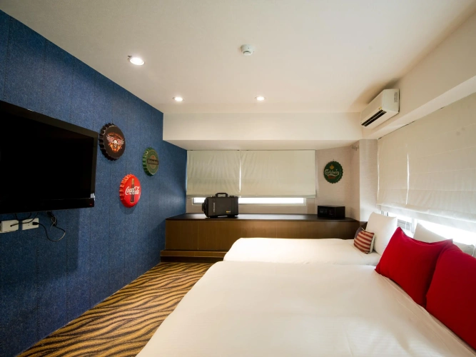 Standard Triple room