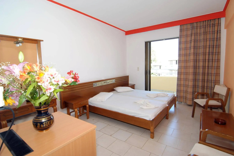 Iris Hotel