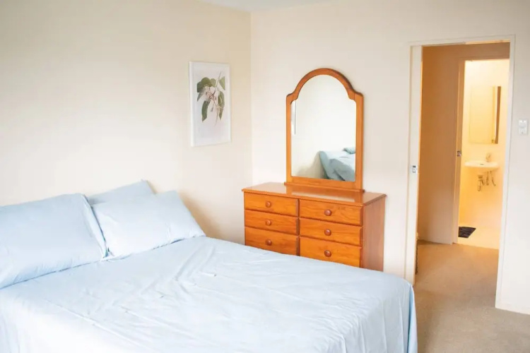 Stunning 2 Bedroom CBD Apartment